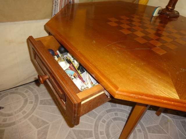 Mesa Com Embutido de Xadrez