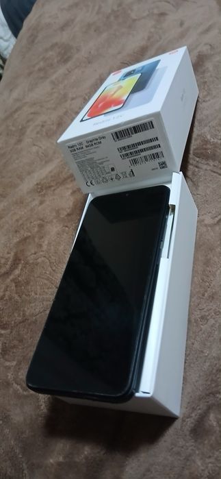 Продам смартфон Redmi  12С