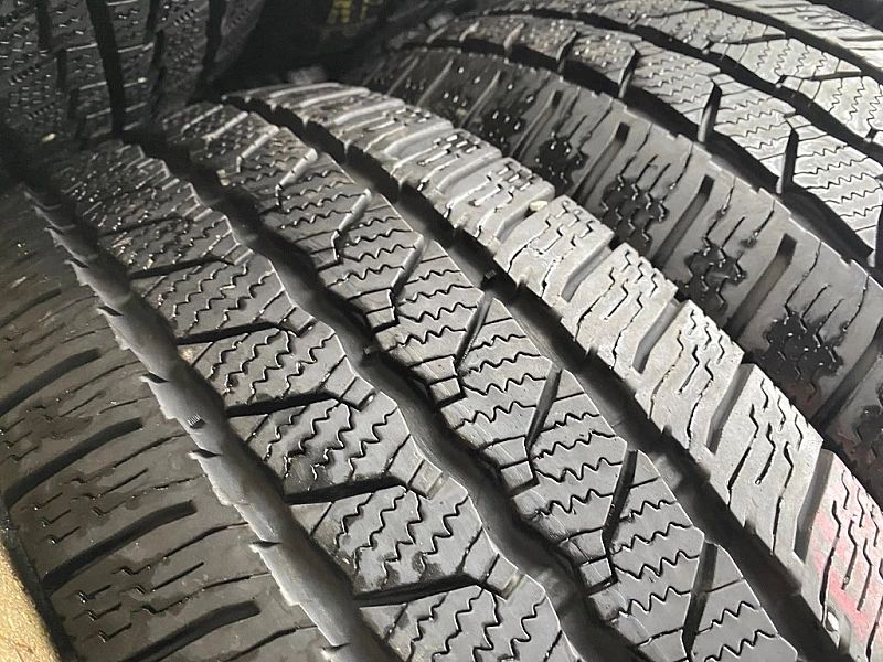 225/55r17C Continental VanWinter_7,6mm_4szt_(99)