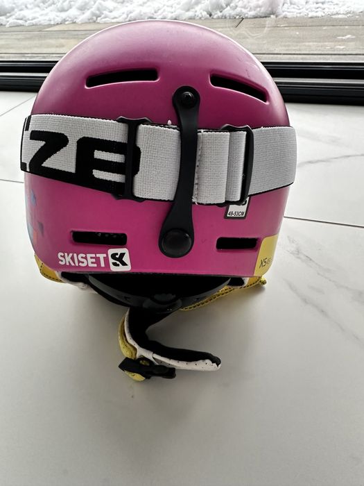 Kask Atomic wraz z okularami