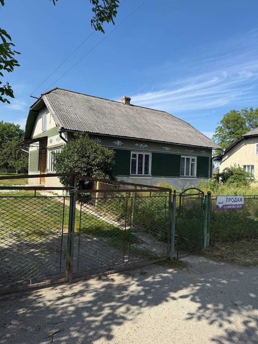 Продаж цегляного будинку в місті Калуш