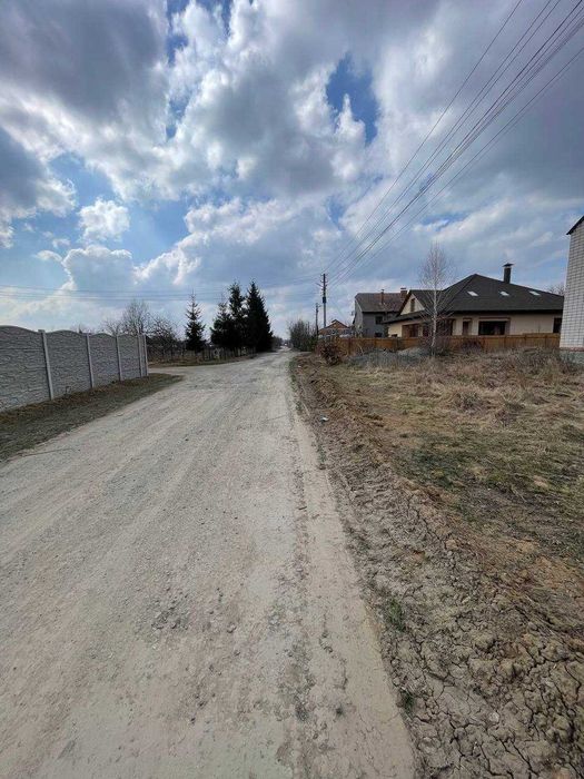 Продаж земельної ділянки у Стрижавці!