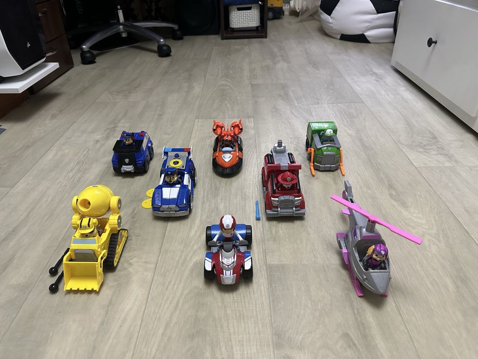 Продам машинки Щенячий патруль ОРИГИНАЛ.