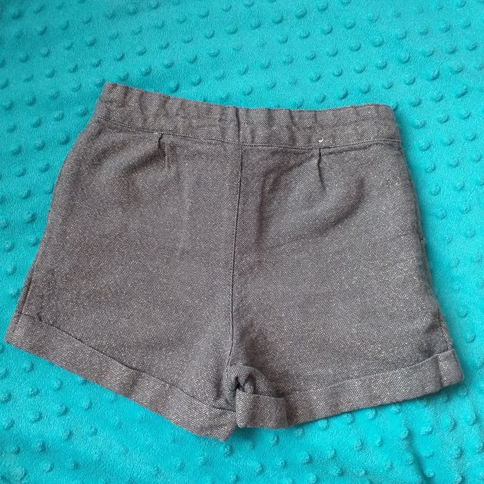 Szorty, krótkie spodenki H&M r. 110 jak nowe