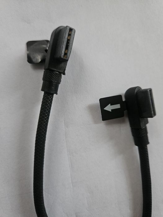 przrwody donsystemu Consair iCUE Link 20 lub 31cm czarne