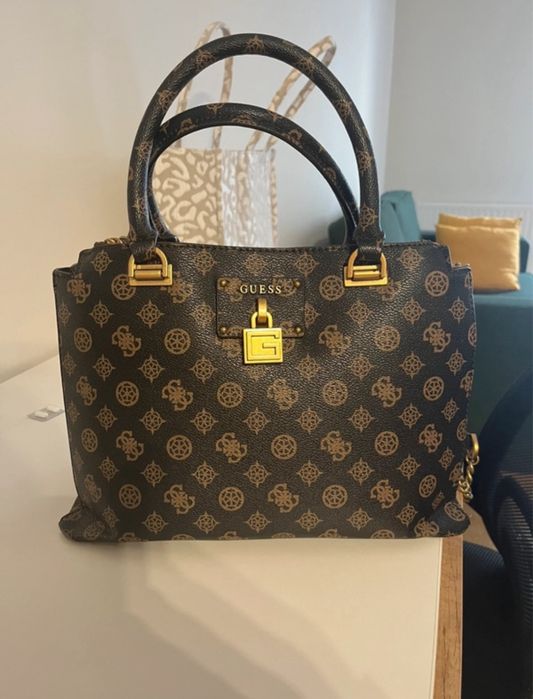 Torba na ramię Guess