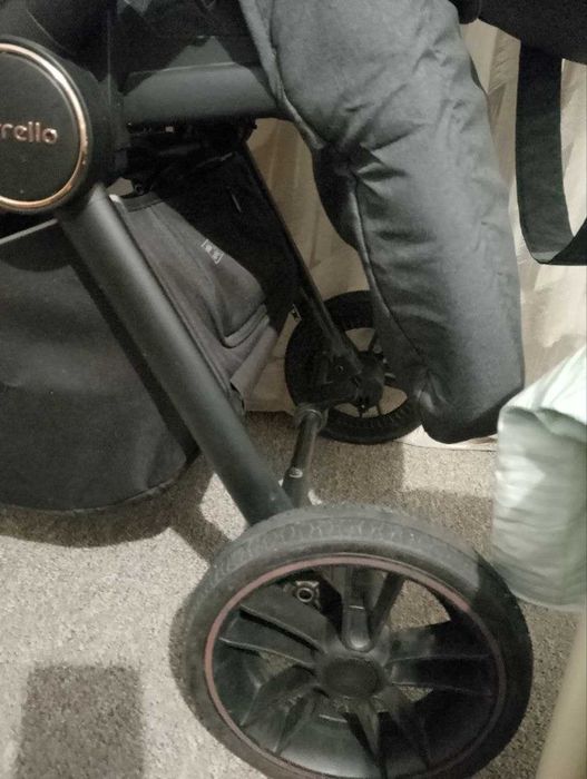 Дитяча коляска 2 в 1 Carrello Epica