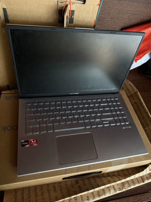Asus vivobook X512D