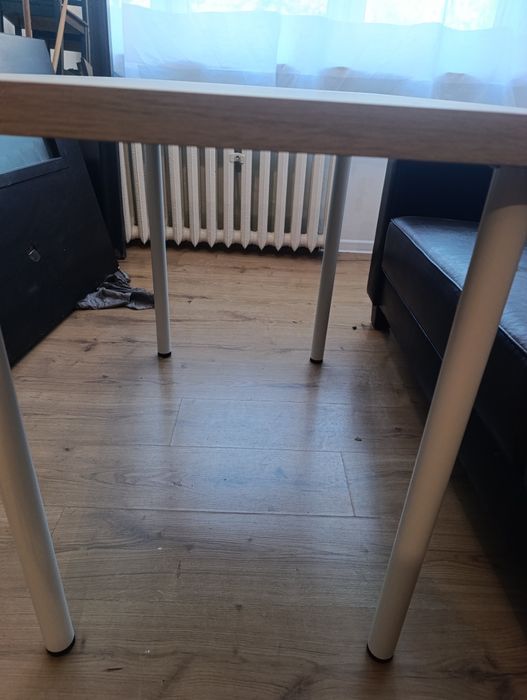 nowy stolik/ biurko IKEA Adils