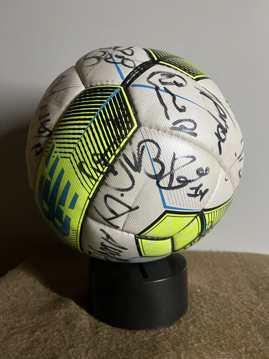 Мʼяч  New Balance. ФК «Шахтар»