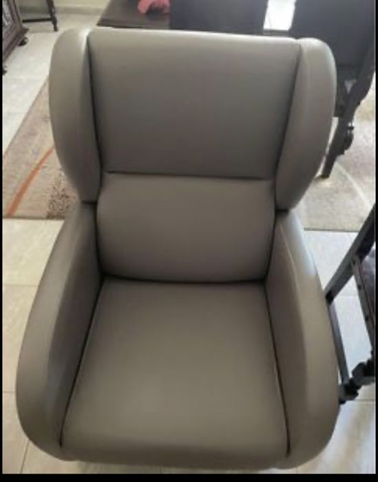 Cadeirão articulado