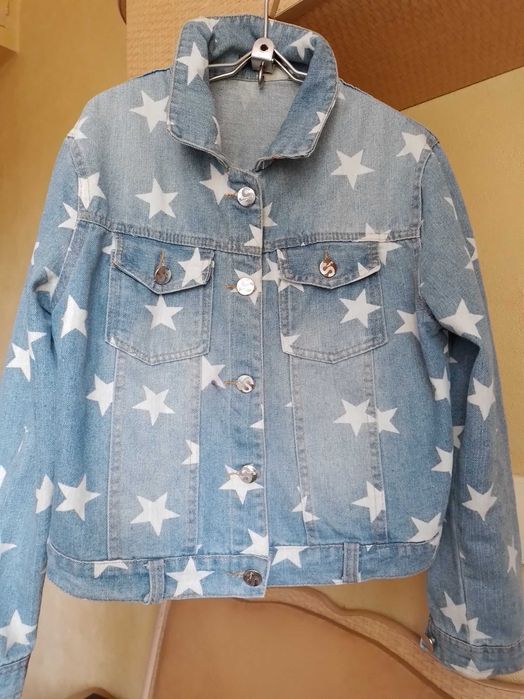 Джинсова куртка жіноча