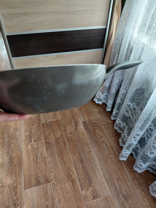 Сковорідка Tefal 28 см.