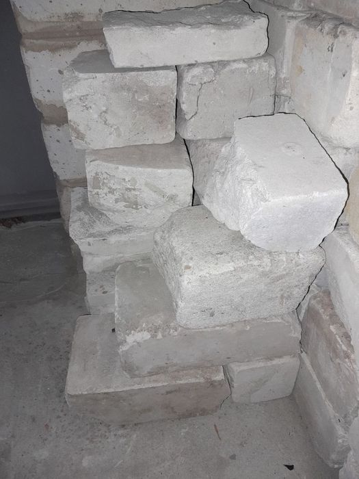 Продам кирпич (цегла)  б/у