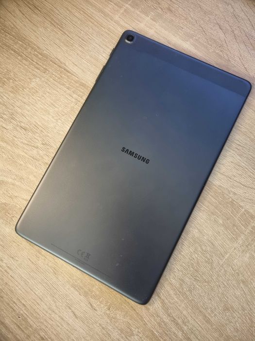 Комплект планшет Samsung Galaxy Tab A SM-T510, чохол, підсумок.