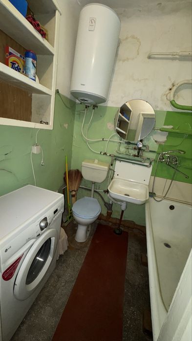Продаю 3 ккв в Чугуеве ( Авиатор ) возле школы