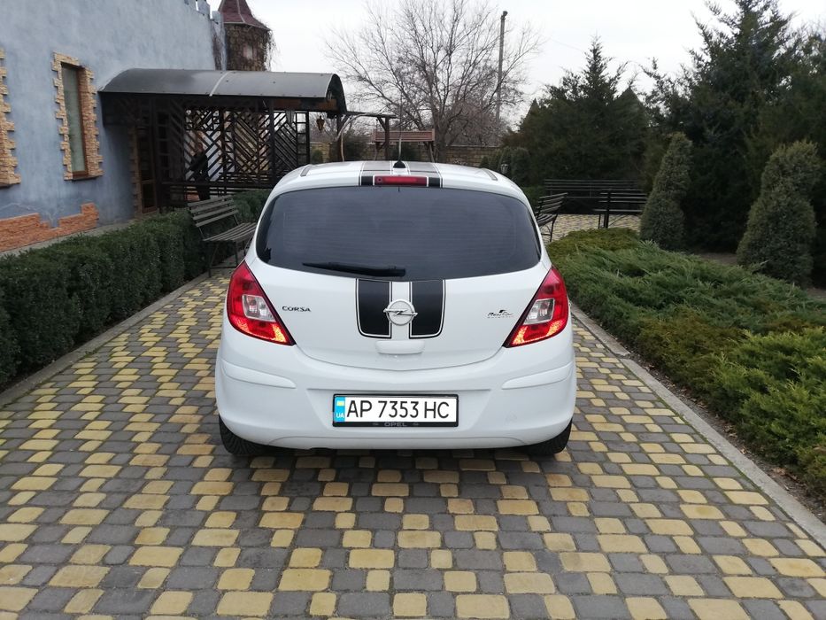 Опель корса д 2011