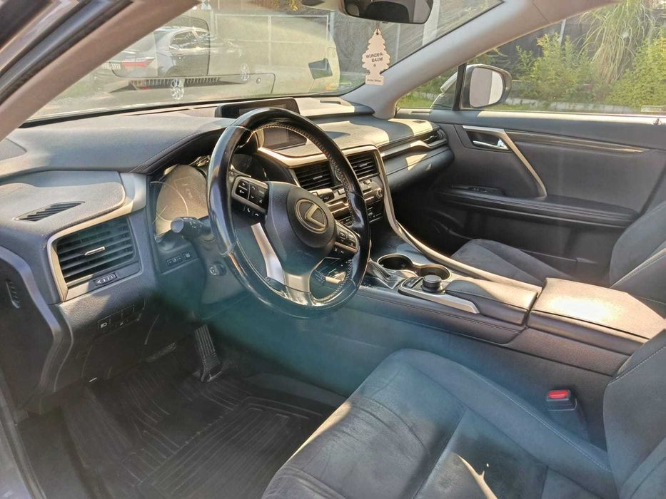 Sprzedam samochód LEXUS RX