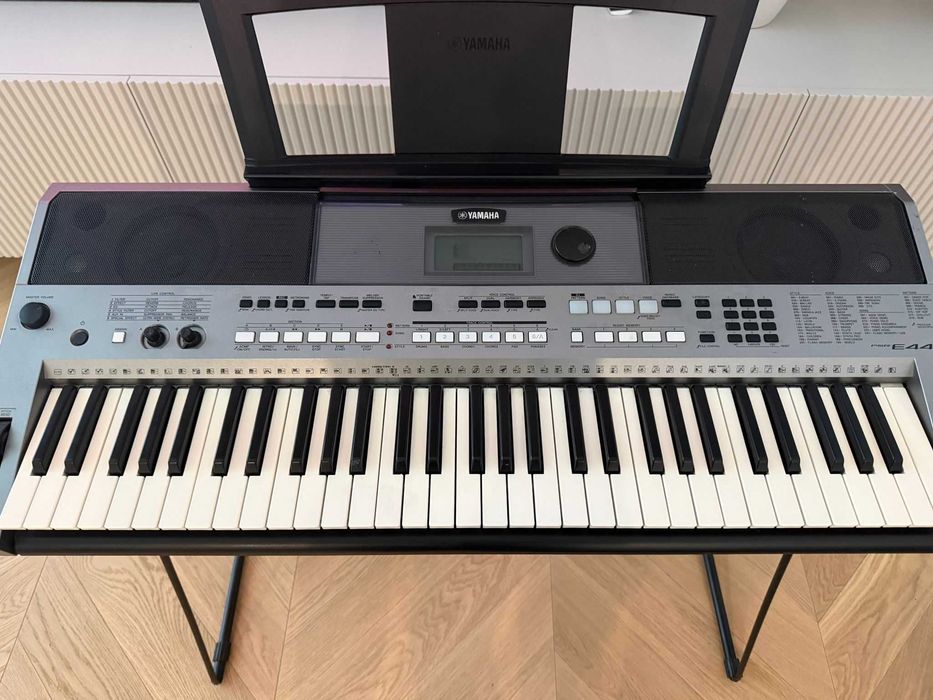 Keyboard Yamaha PSR-E433 + stojak i zasilacz
