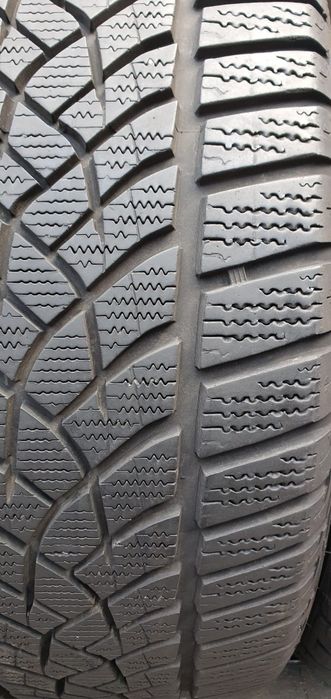 245/40/18 Goodyear  komplet zimowe