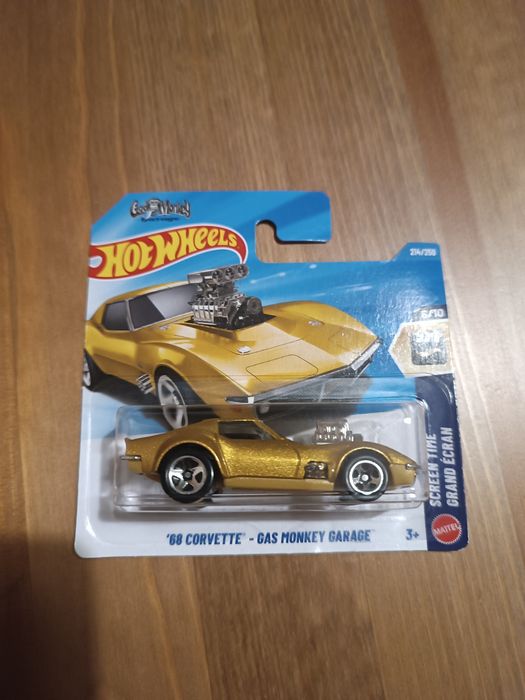 Hot wheels 68 Corvette Gas Monkey Garage