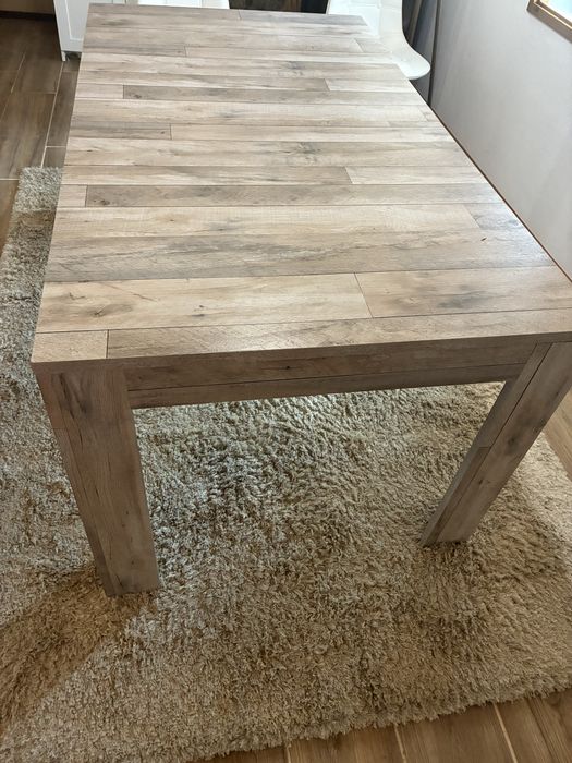 Mesa de sala de jantar