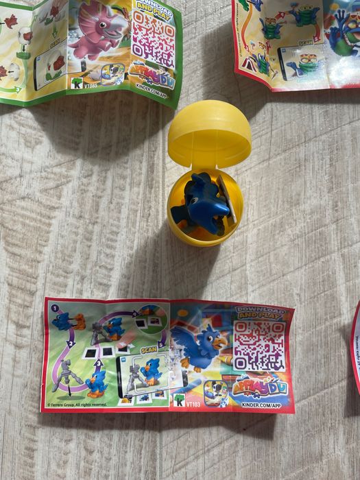 Kinder іграшки кіндер