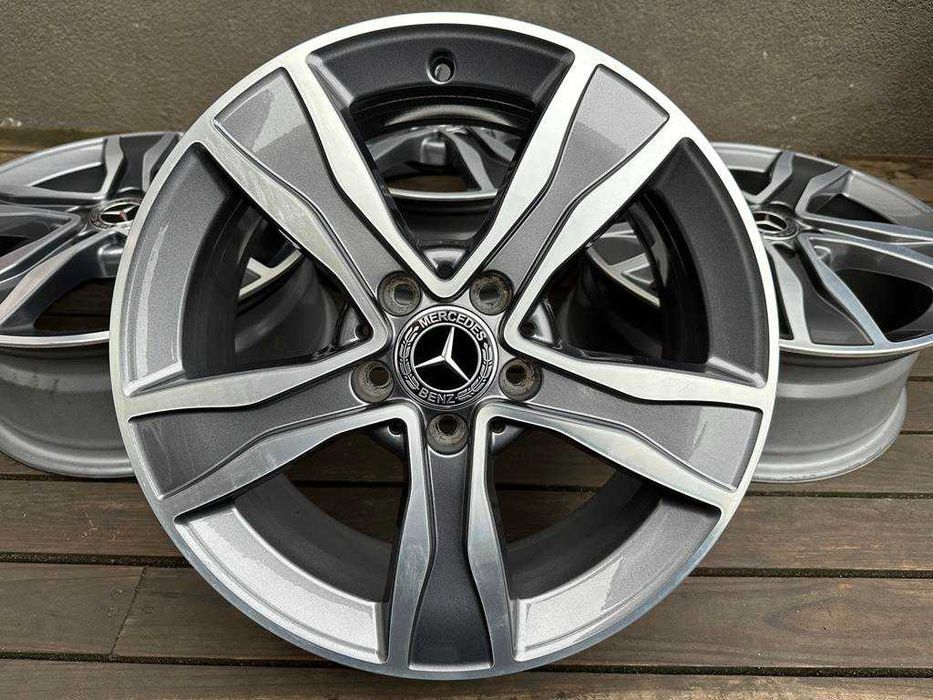 Oryginał felgi 17cali Mercedes C Class W205 A Class W169 W176 nr7047