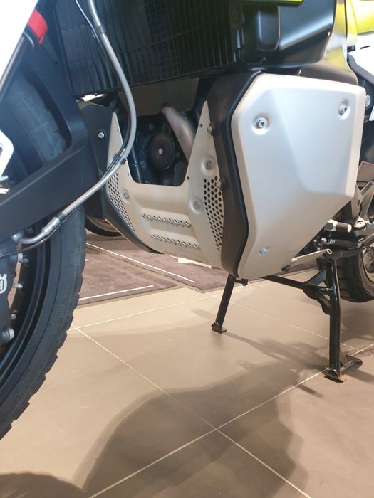 Huskvarna Norden 901 aceito retoma