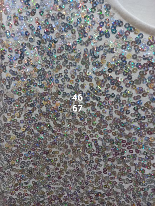 Bluzka z cekinami Reserved L