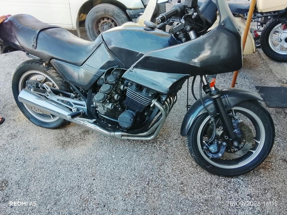 Honda pan european e cb 250 de 1987 ,kawasaki e suzuki em bom estado