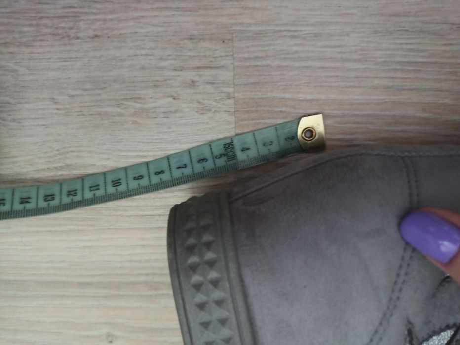 Sneakersy na koturnie