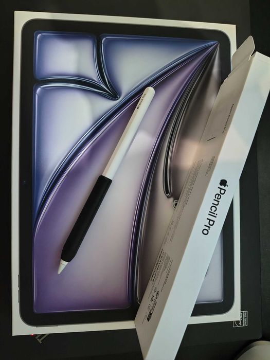 iPad Air 11" (2026) M4 | Como Novo | Garantia e Fatura + Apple Pencil Pro e Capa