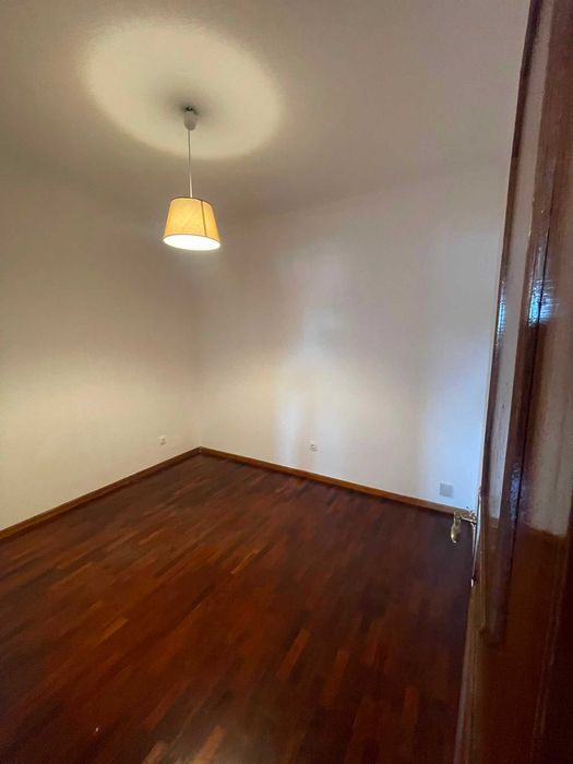 Apartamento T3 em Gaia junto a N222