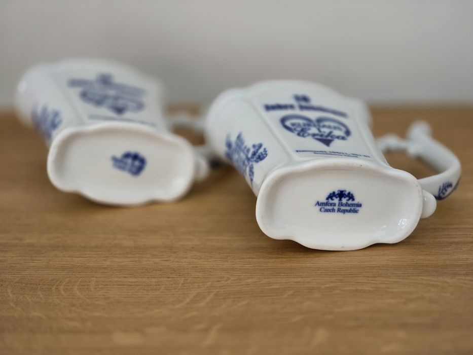 Pijałka porcelanowa kubek na wodę.