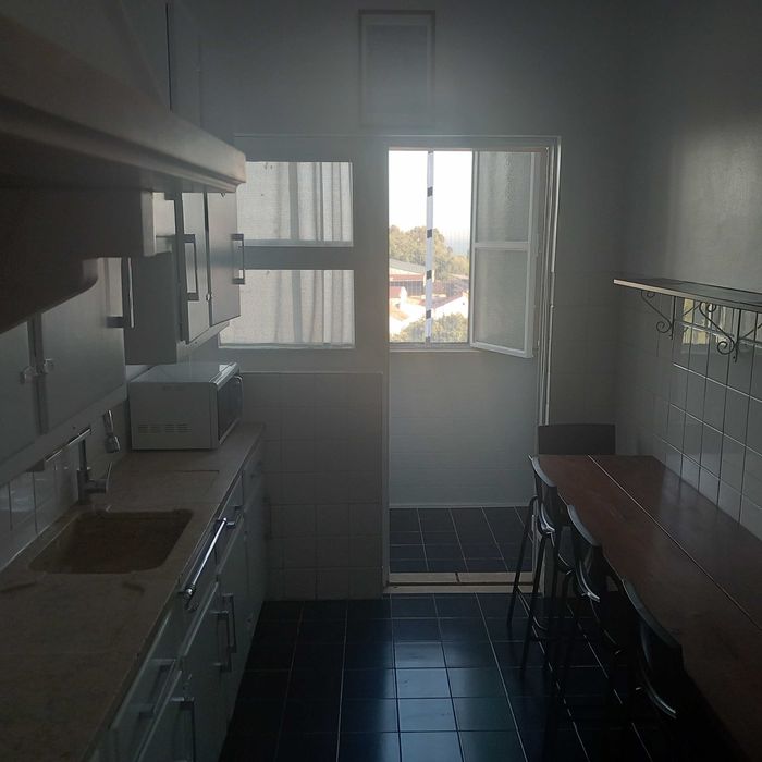 Quartos individuais vista Rio Madre Deus Lisboa
