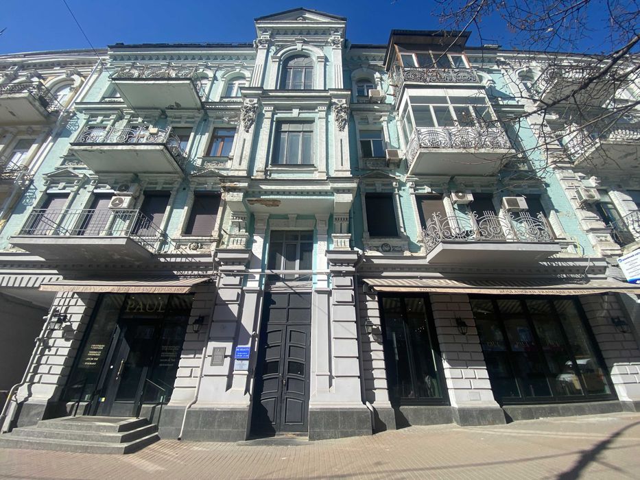 БЕЗ КОМІСІЇ. Оренда офісу 100 м2. Велика Васильківська, 32-а (Червоноармійська). Фасад. Метро Площа Українських Героїв (Площа Льва Толстого)