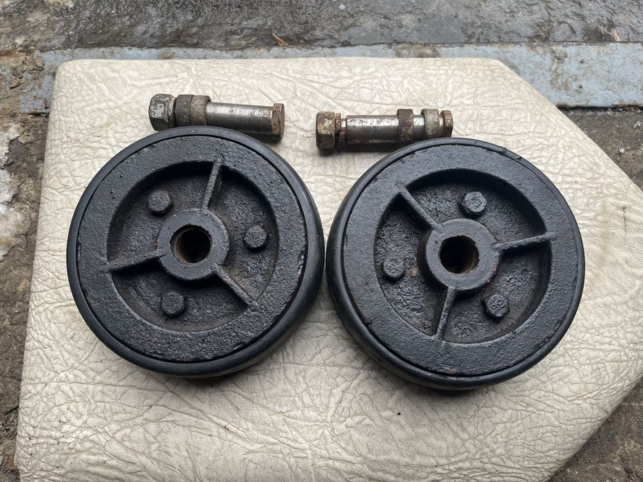 Колесо с литой резиной 15.5см/5.5см на тележку тачку усиленное мощное