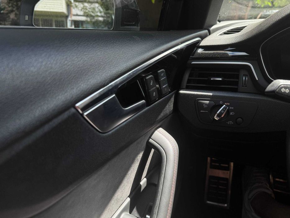 Audi S4 2020 VIN WAUB4AF48LA065090 фото оголошення 13 з 19