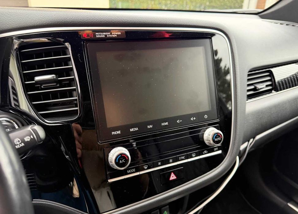 Mitsubishi Outlander 2.4 Plug in PHEV 2020