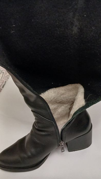 ТЕРМІНОВО!!Сапоги зимові жіночі натуральна шкіра р.38