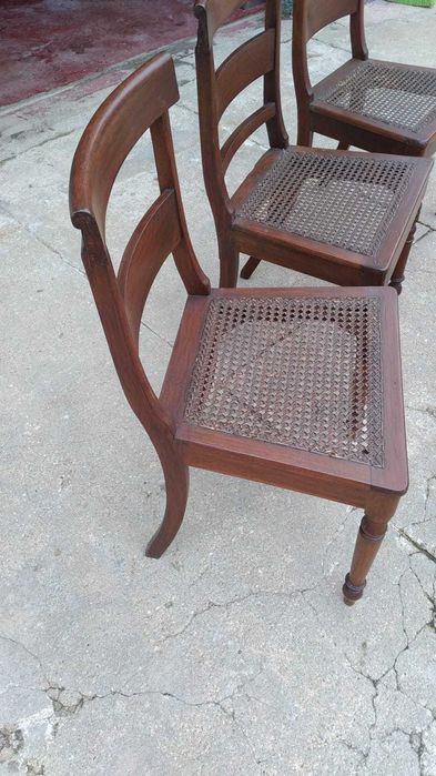 Lote de Cadeiras antigas em palhinha