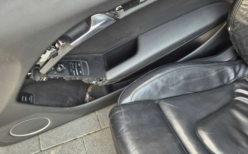 Fotele kanapa skóra skórzane Audi A5 8T coupe komplet