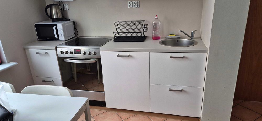 Tanie noclegi - pokoje na wynajem - ulica Bułhakowa, Poznań