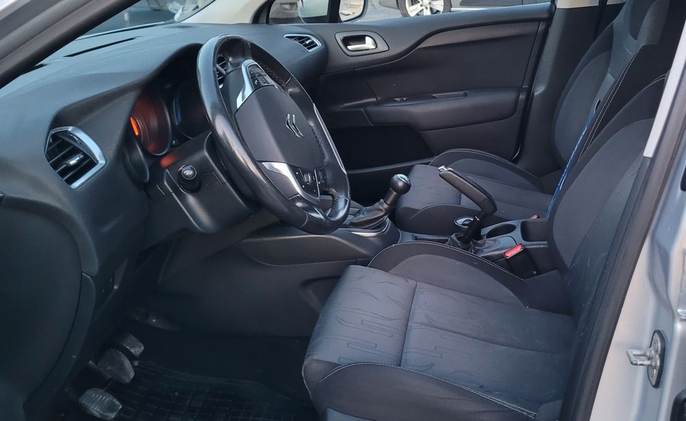 Citroen C4*2011 rok*1,6 HDI*REZERWACJA