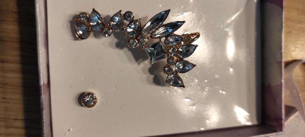 Kolczyki Avon stał chirurgiczna nowe