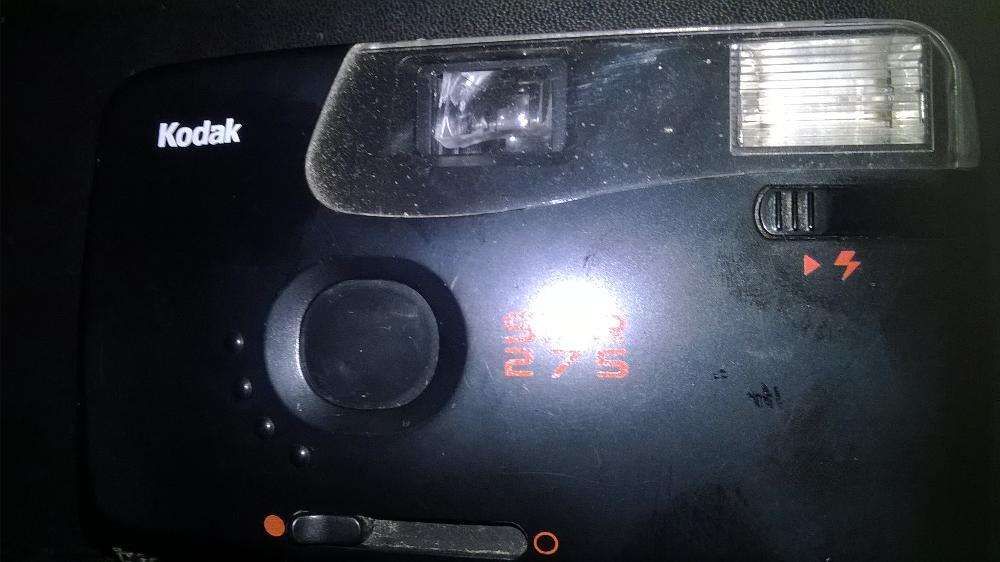 máquina fotográfica Kodak como nova