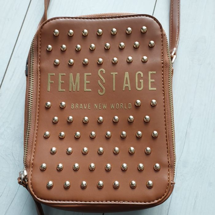 Torebka damska na długim pasku