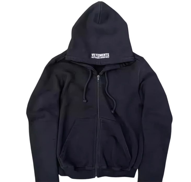 Vetements hoodie gun club