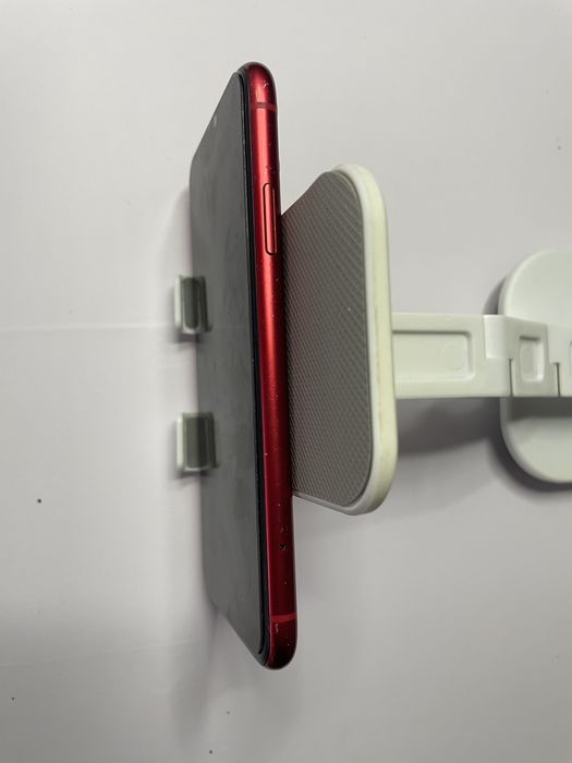 IPhone 11 vermelho